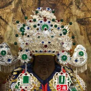 6寸土地公單色玉珠帽墜